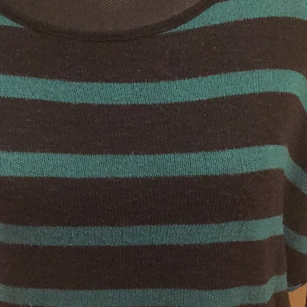 🍍Sweater🍍 - Picture 2 of 3